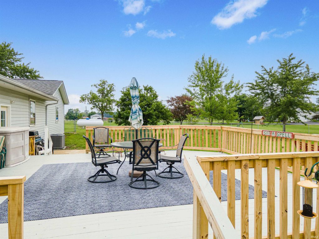 Photo of 3641 S 1000 E, Upland, IN 46989 (MLS # 202625681)