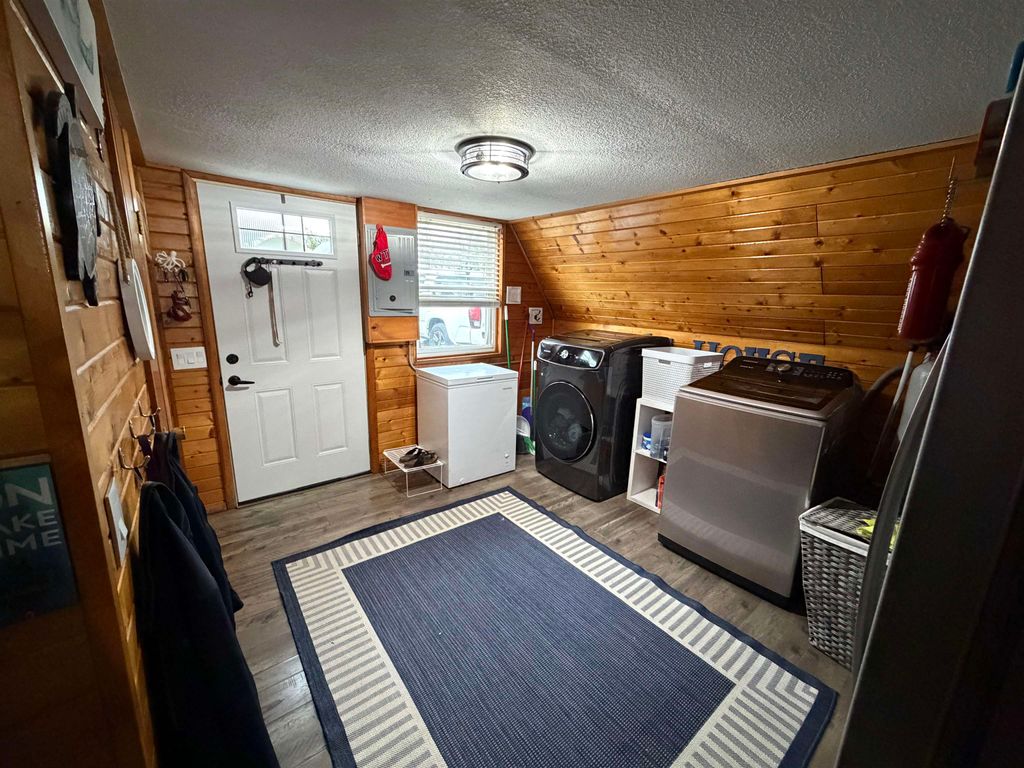 Photo of 235 235 Ln 251 Lake Pleasant Lane, Orland, IN 46776 (MLS # 202616356)