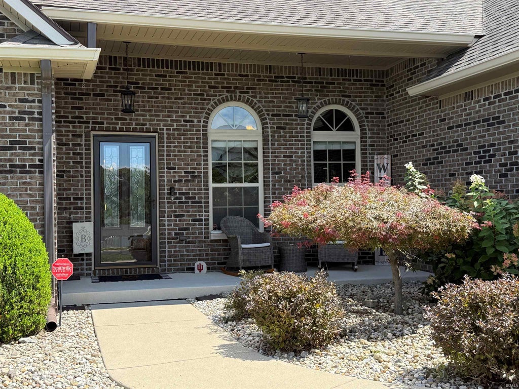 Photo of 1109 S Deer Run, Ellettsville, IN 47429 (MLS # 202634526)