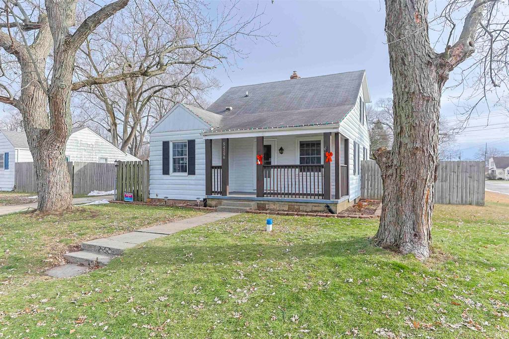 Photo of 54296 Maple Lane, South Bend, IN 46635 (MLS # 202549554)