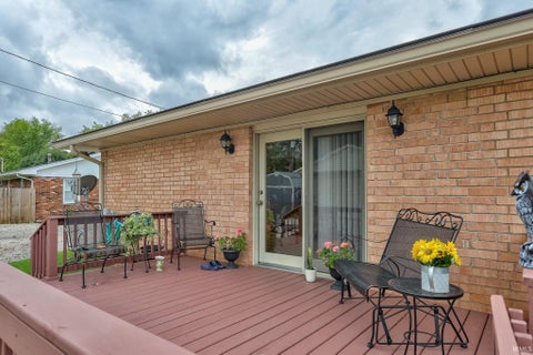 Tiny photo for 1161 Green Acres Street, Richland, IN 47634 (MLS # 202637981)