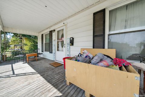 Tiny photo for 1137 N Courtland Avenue, Kokomo, IN 46902 (MLS # 202536229)