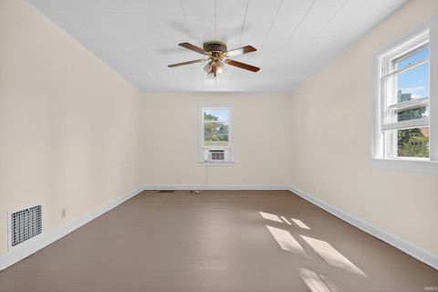 Tiny photo for 1137 N Courtland Avenue, Kokomo, IN 46902 (MLS # 202536229)