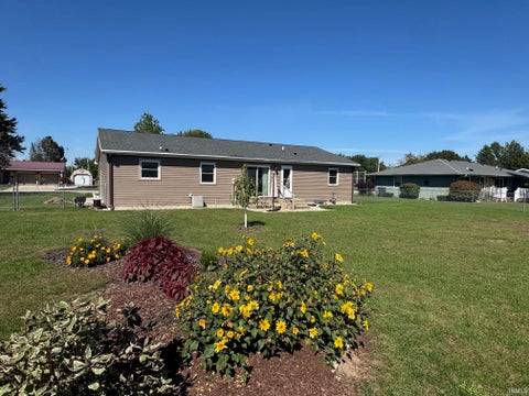 Tiny photo for 909 Clover Street, Rochester, IN 46975 (MLS # 202631125)