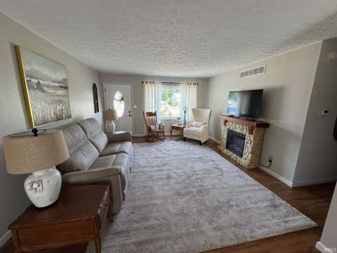 Tiny photo for 909 Clover Street, Rochester, IN 46975 (MLS # 202631125)