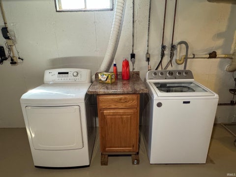 Tiny photo for 909 Clover Street, Rochester, IN 46975 (MLS # 202631125)