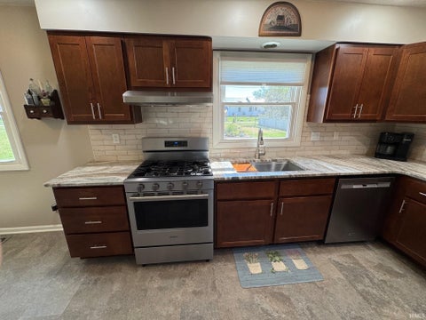 Tiny photo for 909 Clover Street, Rochester, IN 46975 (MLS # 202631125)