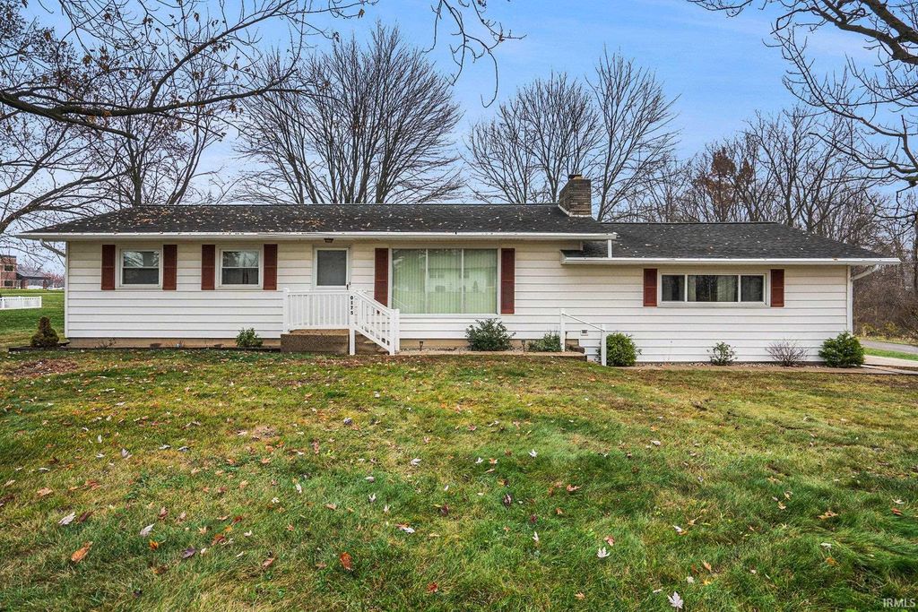 Photo of 0175 N 010 W, Lagrange, IN 46761 (MLS # 202547121)