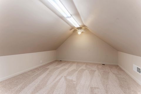 Tiny photo for 1314 Hunters Ridge Court, Evansville, IN 47725 (MLS # 202605702)