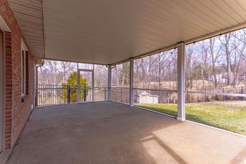Tiny photo for 1314 Hunters Ridge Court, Evansville, IN 47725 (MLS # 202605702)