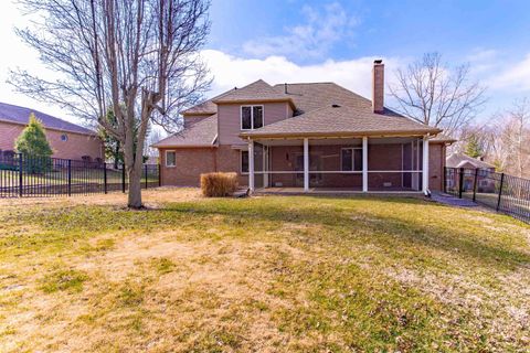 Tiny photo for 1314 Hunters Ridge Court, Evansville, IN 47725 (MLS # 202605702)