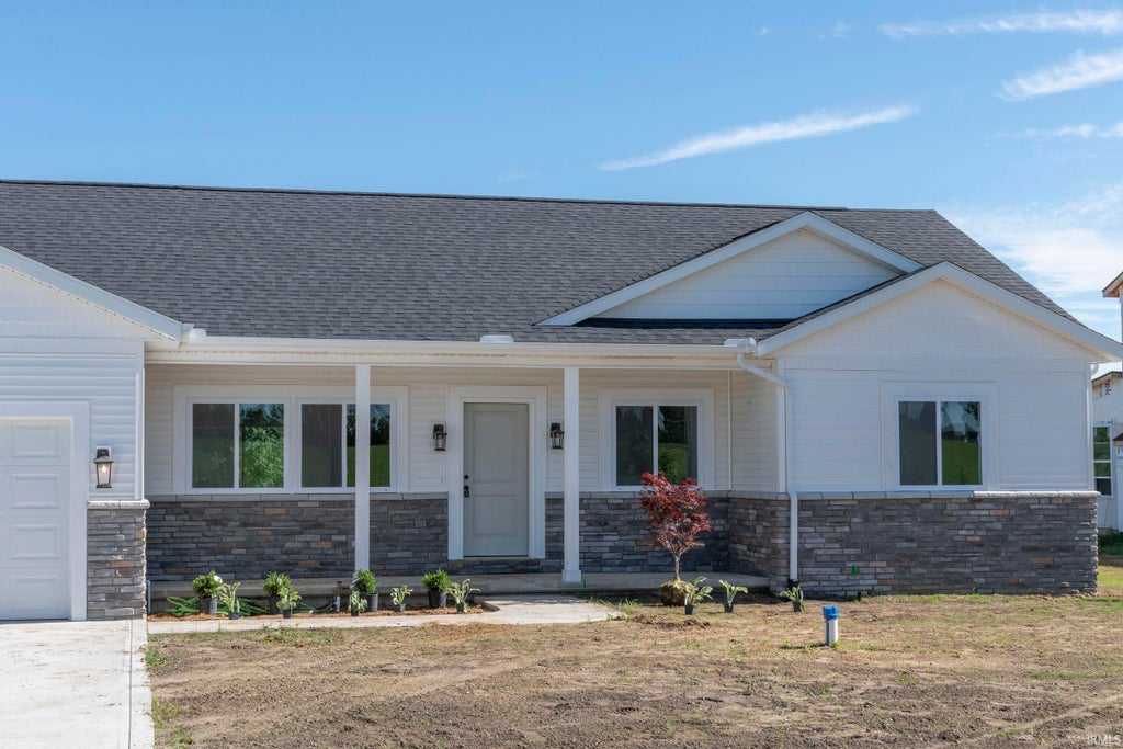 Photo of 10073 Inwood Road, Osceola, IN 46561 (MLS # 202610413)