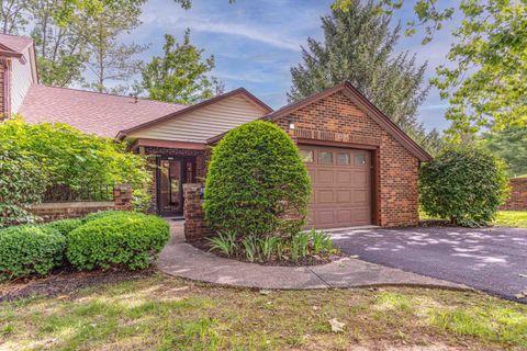 2725 S McCartney Lane, Bloomington, IN 47401 - MLS#: 202512657