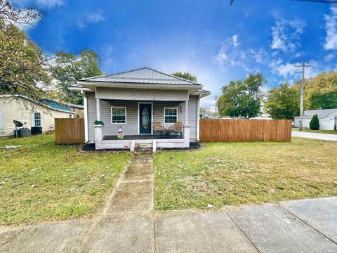 Photo of 501 Monroe Street, Peru, IN 46970 (MLS # 202542480)