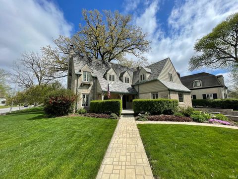 Photo of 900 King Street, Lafayette, IN 47905 (MLS # 202606895)