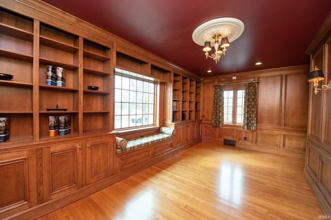 Tiny photo for 900 King Street, Lafayette, IN 47905 (MLS # 202606895)