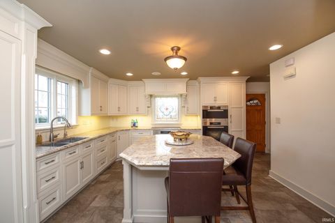 Tiny photo for 900 King Street, Lafayette, IN 47905 (MLS # 202606895)