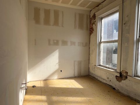Tiny photo for 117 E Sycamore St, Kokomo, IN 46901 (MLS # 202535830)