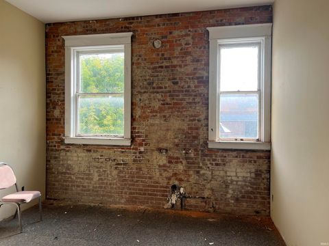 Tiny photo for 117 E Sycamore St, Kokomo, IN 46901 (MLS # 202535830)