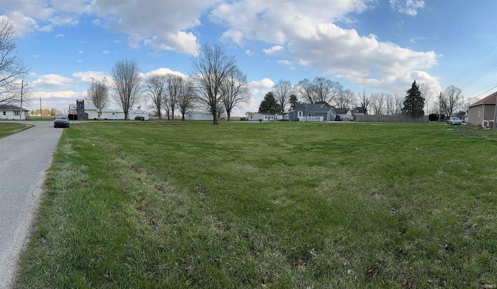 Photo of 302 S Cobb Street, Pine Village, IN 47975 (MLS # 202611059)