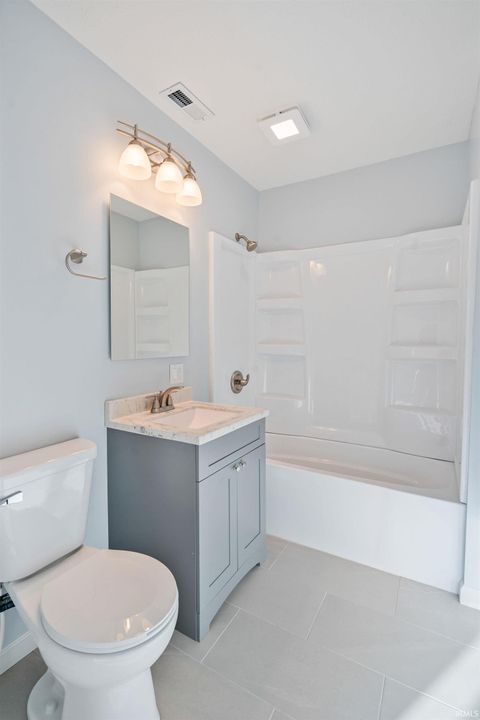 Tiny photo for 2410 N Apperson Way, Kokomo, IN 46901 (MLS # 202542348)