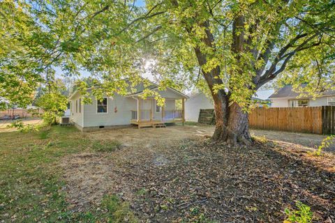 Tiny photo for 2410 N Apperson Way, Kokomo, IN 46901 (MLS # 202542348)