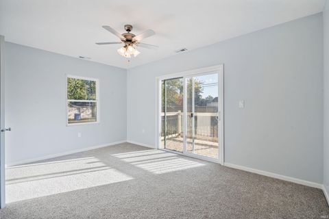Tiny photo for 2410 N Apperson Way, Kokomo, IN 46901 (MLS # 202542348)