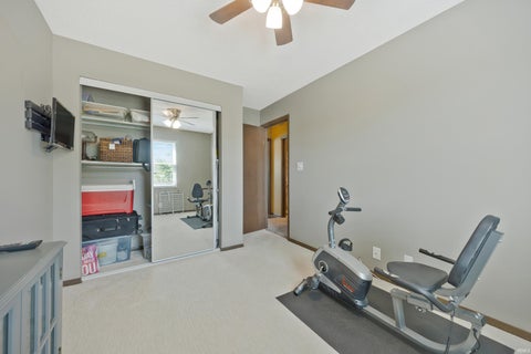 Tiny photo for 1129 Lohoff Avenue, Evansville, IN 47710 (MLS # 202635112)