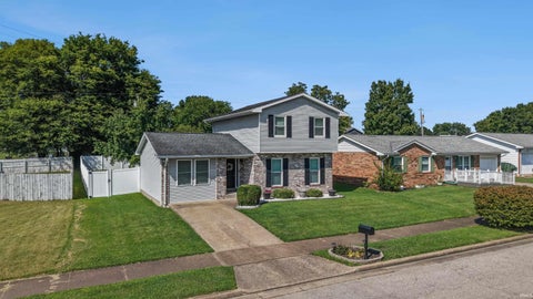 Tiny photo for 1129 Lohoff Avenue, Evansville, IN 47710 (MLS # 202635112)