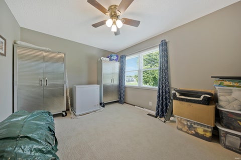 Tiny photo for 1129 Lohoff Avenue, Evansville, IN 47710 (MLS # 202635112)