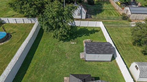 Tiny photo for 1129 Lohoff Avenue, Evansville, IN 47710 (MLS # 202635112)