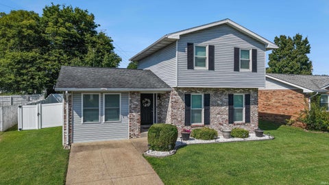 Tiny photo for 1129 Lohoff Avenue, Evansville, IN 47710 (MLS # 202635112)