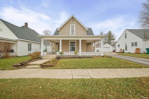 Photo of 214 E Columbia Street, Flora, IN 46929 (MLS # 202547231)