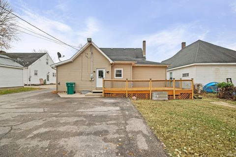 Tiny photo for 214 E Columbia Street, Flora, IN 46929 (MLS # 202547231)