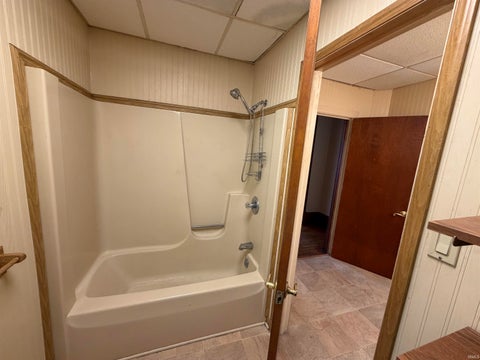 Tiny photo for 424 10th Street, Logansport, IN 46947 (MLS # 202641799)