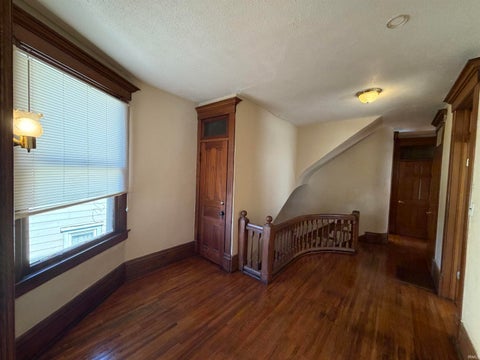 Tiny photo for 424 10th Street, Logansport, IN 46947 (MLS # 202641799)