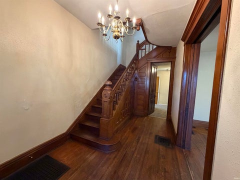 Tiny photo for 424 10th Street, Logansport, IN 46947 (MLS # 202641799)