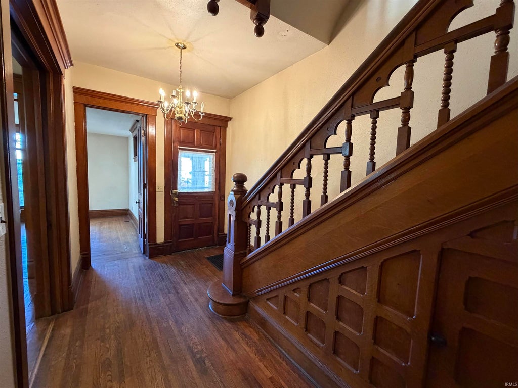 Photo of 424 10th Street, Logansport, IN 46947 (MLS # 202641799)