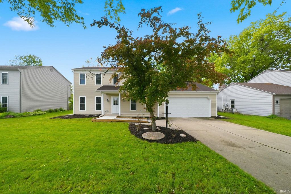 Photo of 5226 Brookview Drive, Fort Wayne, IN 46835 (MLS # 202616330)