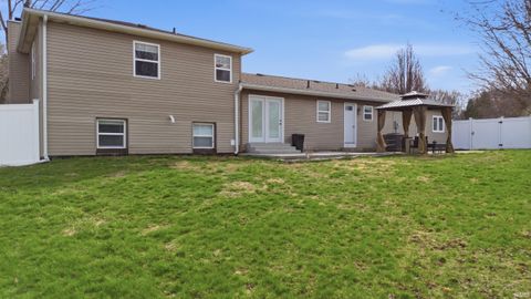 Tiny photo for 7650 Summit Lane, Lafayette, IN 47905 (MLS # 202609494)