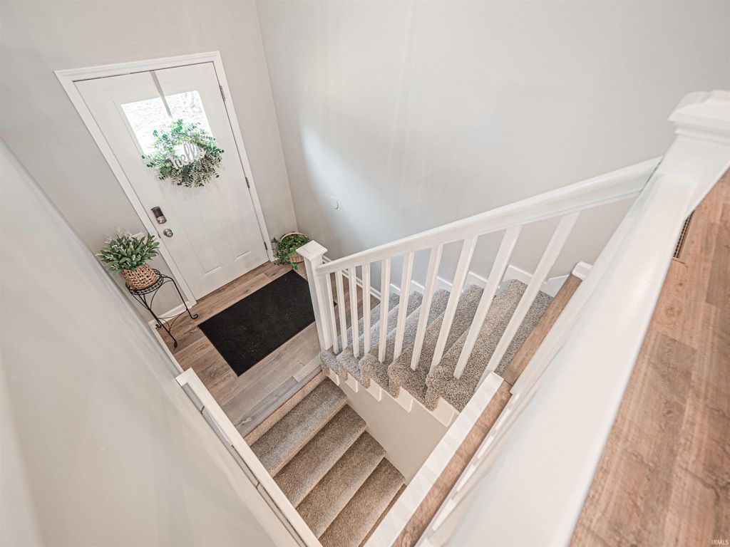 Photo of 6697 CONCORD Drive, Newburgh, IN 47630 (MLS # 202611529)