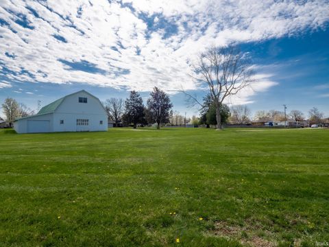 Tiny photo for 720 W Washington Street, Monticello, IN 47960 (MLS # 202612026)