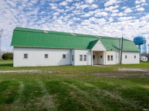 Tiny photo for 720 W Washington Street, Monticello, IN 47960 (MLS # 202612026)