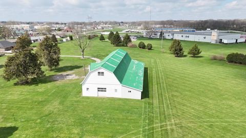 Tiny photo for 720 W Washington Street, Monticello, IN 47960 (MLS # 202612026)