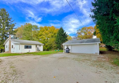 Tiny photo for 8524 W 25 South, Logansport, IN 46947 (MLS # 202544123)