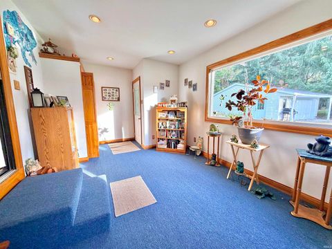 Tiny photo for 8524 W 25 South, Logansport, IN 46947 (MLS # 202544123)