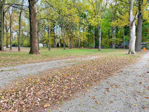 Tiny photo for 8524 W 25 South, Logansport, IN 46947 (MLS # 202544123)