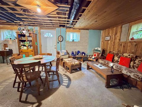 Tiny photo for 8524 W 25 South, Logansport, IN 46947 (MLS # 202544123)