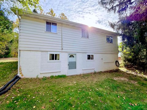 Tiny photo for 8524 W 25 South, Logansport, IN 46947 (MLS # 202544123)