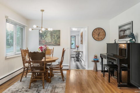 Tiny photo for 721 N COQUILLARD Drive, South Bend, IN 46617 (MLS # 202622335)